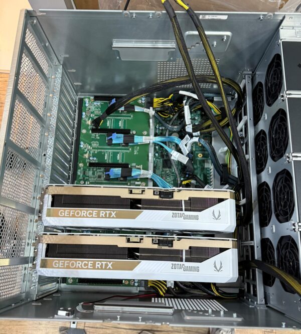 iSERVER IS679V3 GPU伺服器 (AMD) GPU x 8